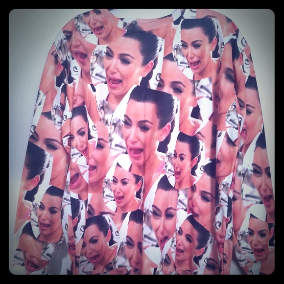 Sweaters - Kim Kardashian sweater